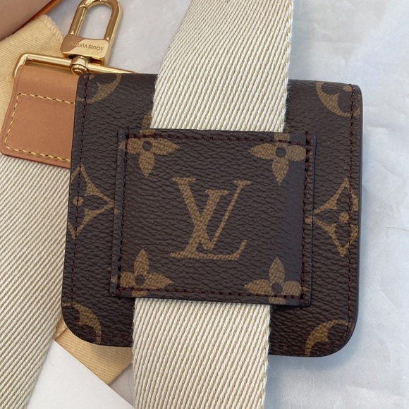 LOUIS Vuitton Utility Bag Jacquard strap and pouch - Picture 4 of 14